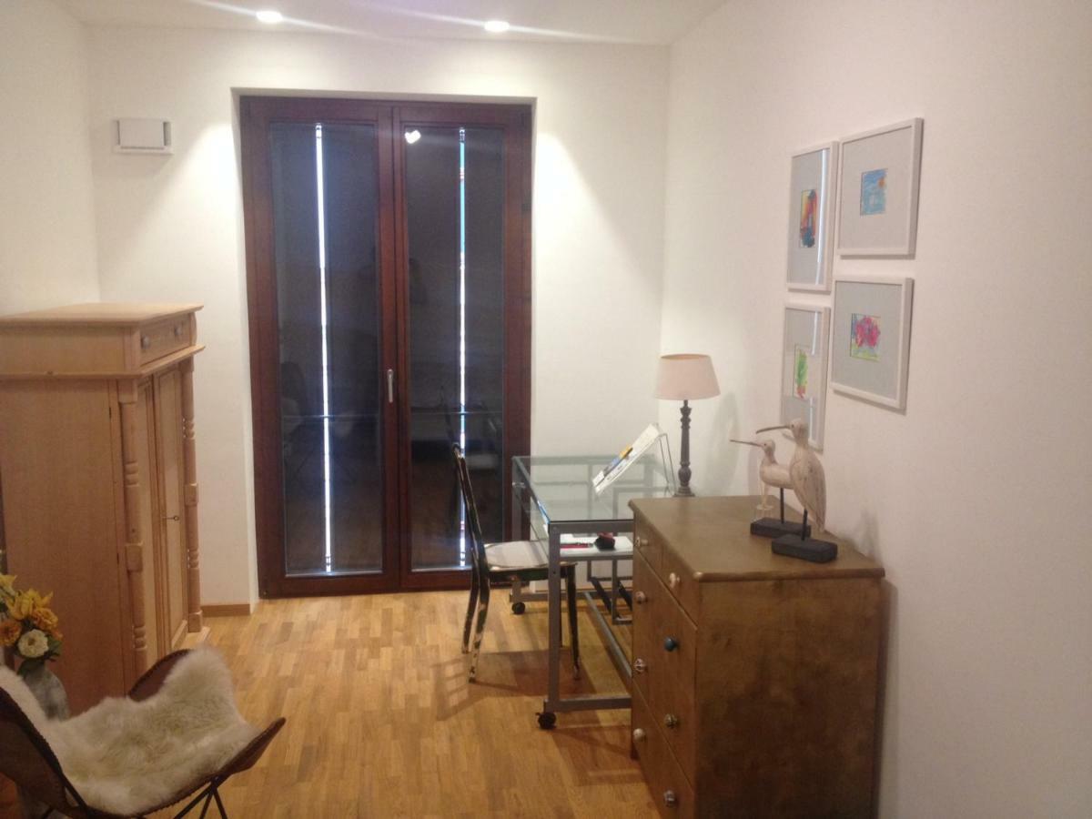 Ferienwohnung Am Zwinger Dresden Luaran gambar